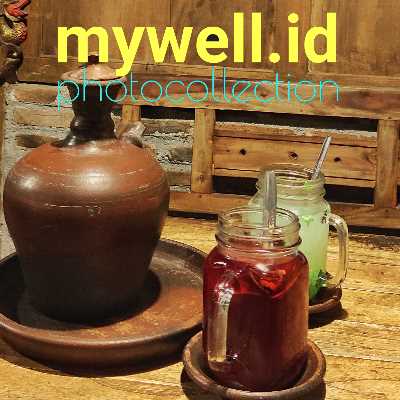 Ebi Furai Salad: Sajikan Ebi Furai di atas lapisan sayuran hijau seperti selada, bayam, dan rucola. Tambahkan tomat cherry, paprika, dan bawang bombay, lalu siram dengan dressing gurih seperti miso atau saus mayo.
Ebi Furai Burger: Gunakan Ebi Furai sebagai patty burger, lalu tambahkan bahan-bahan seperti daun selada, irisan tomat, dan saus mayo.