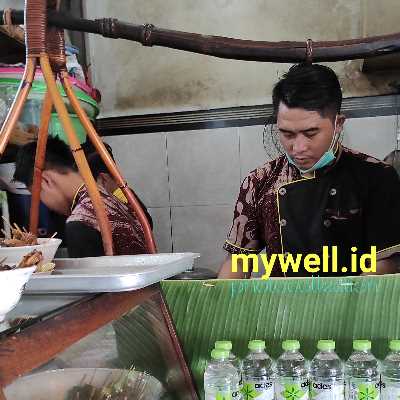 Buka warung saja tidaklah cukup walau di pinggir jalan dengan lalulintasnya yang ramai sekalipun. Belum lagi persaingan antar penjual makanan cukup ketat maka untuk itu perlu sekali lakukanlah......